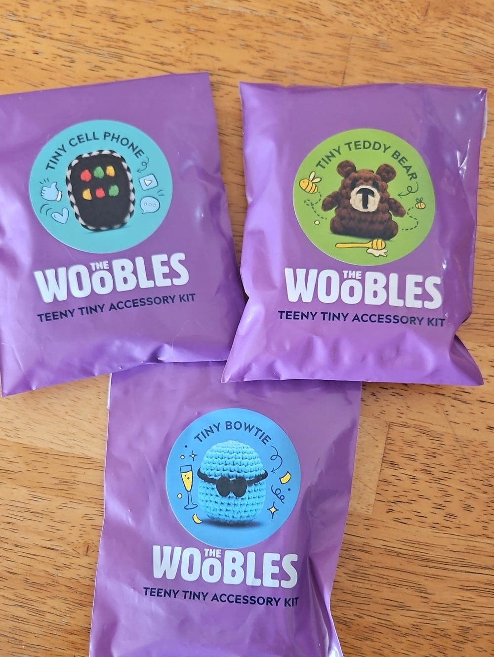 The Woobles Teeny Tiny Accessory Kits - Cell Phone, Teddy Bear, Bowtie